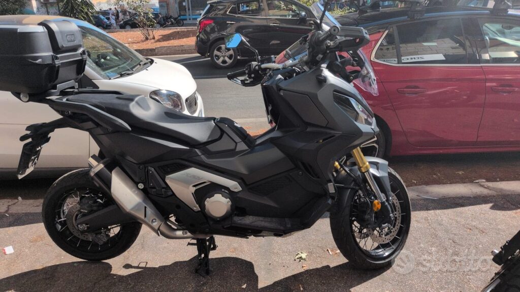 HONDA X-ADV 750 (2022)