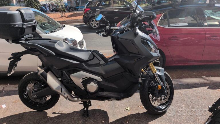HONDA X-ADV 750 (2022)