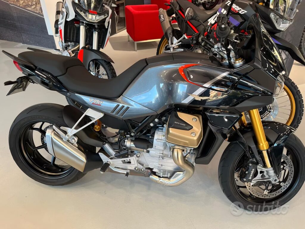 Moto Guzzi V100