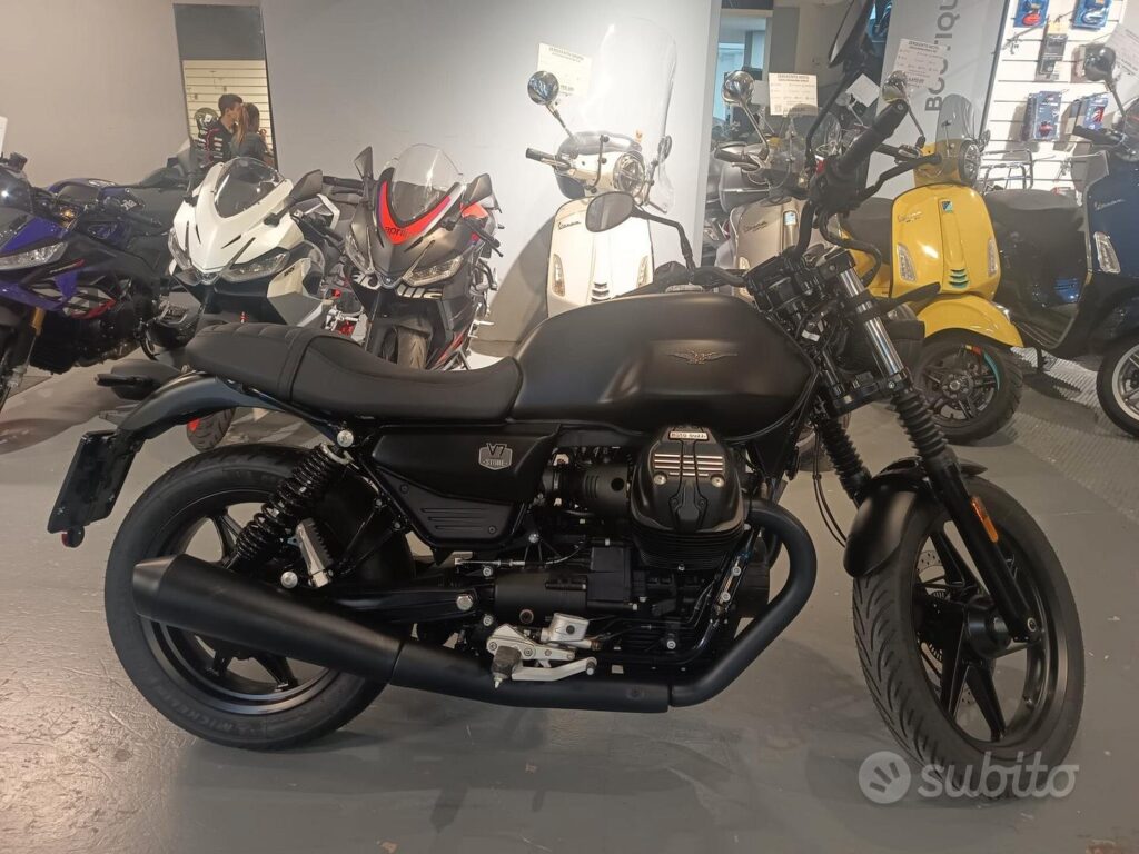 Moto Guzzi V7 STONE